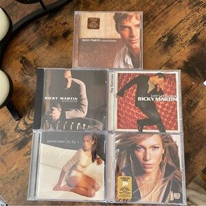 CD BUNDLE - Latin/Pop - J.Lo & Ricky Martin